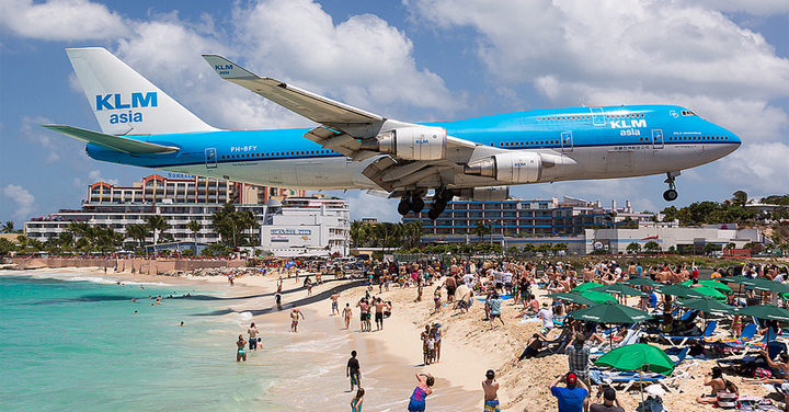 maho-beach-st-maarten-beachat-martenes.jpg